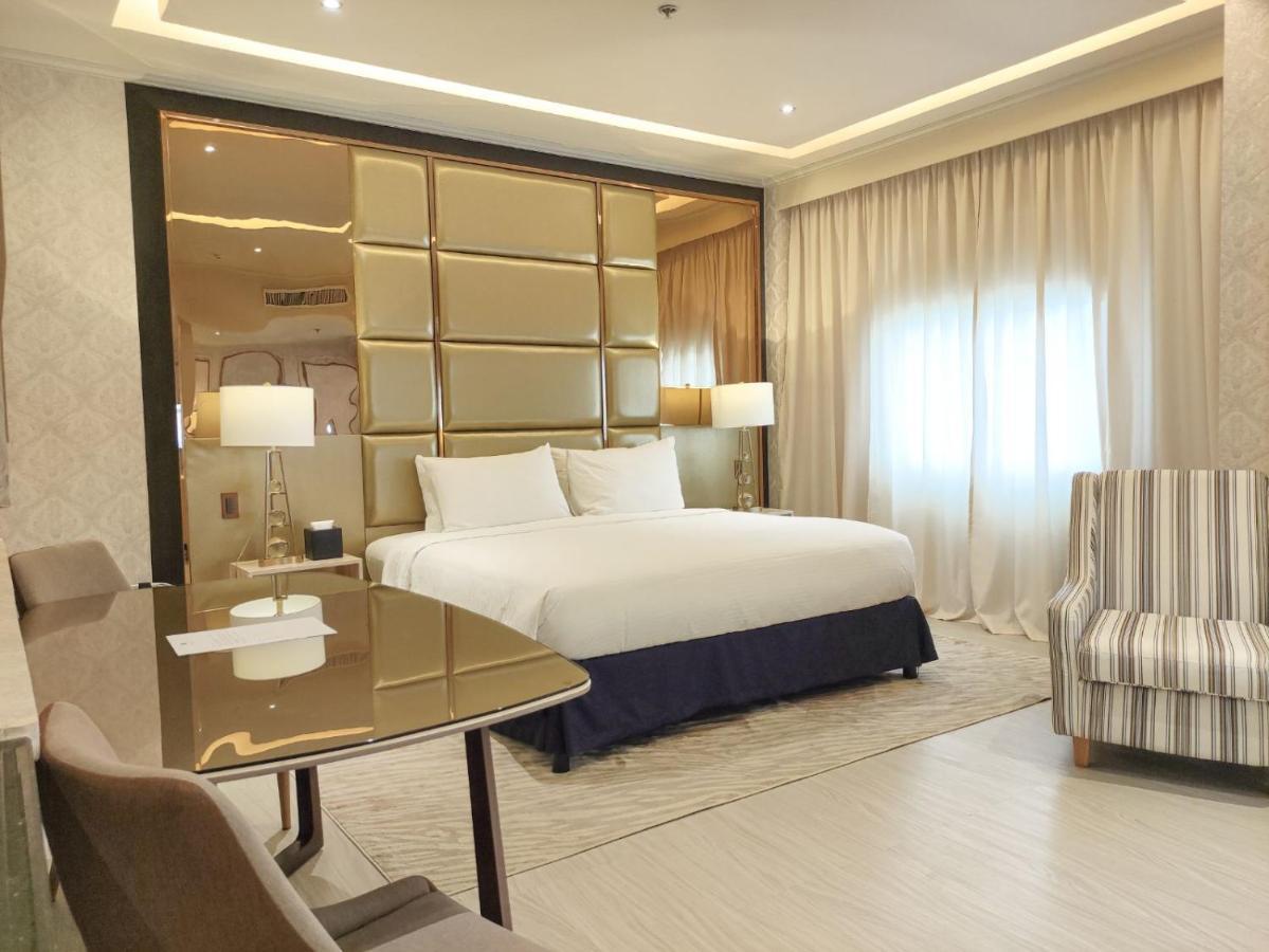 The Monarch Hotel Calasiao Εξωτερικό φωτογραφία